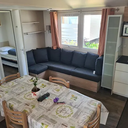 Kokua Mobil Homes Residentiels 4 Etoiles Julien En Born * Saint-Julien-en-Born