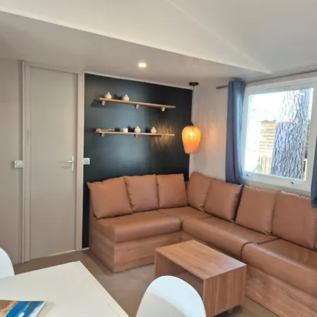 Kemp Kokua Mobil Homes Residentiels 4 Etoiles Julien En Born