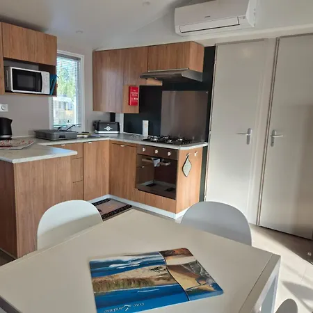 Kokua Mobil Homes Residentiels 4 Etoiles Julien En Born Kemp *