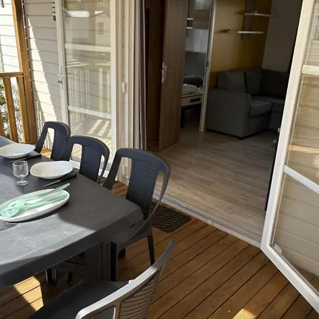 Kokua Mobil Homes Residentiels 4 Etoiles Julien En Born