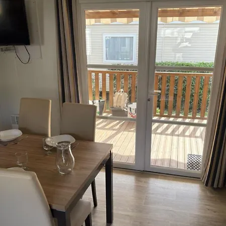 Kokua Mobil Homes Residentiels 4 Etoiles Julien En Born Saint-Julien-en-Born
